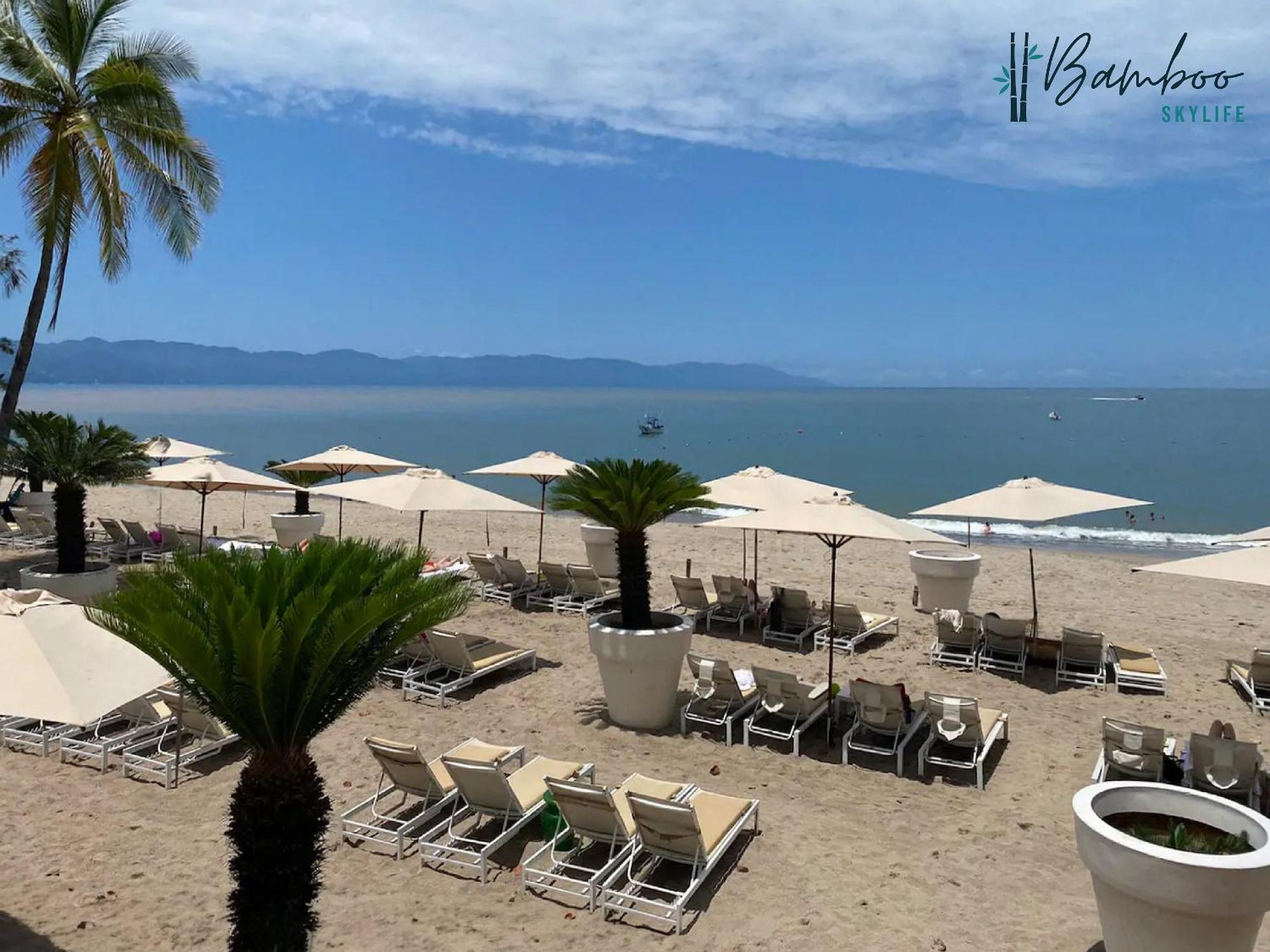 Icon Vallarta Beach Front By Bamboo Skylife Puerto Vallarta Extérieur photo