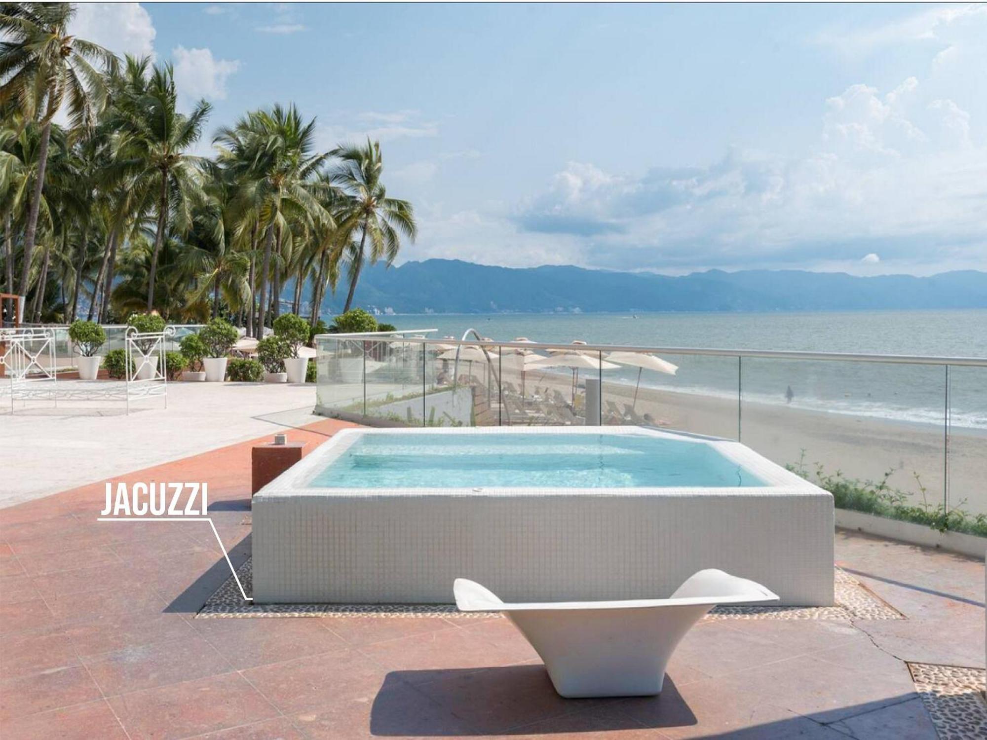 Icon Vallarta Beach Front By Bamboo Skylife Puerto Vallarta Extérieur photo